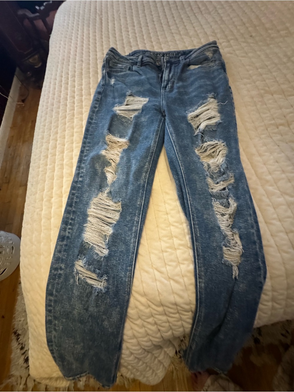 American Eagle Outfitters High-Rise Distressed Blue Jeans